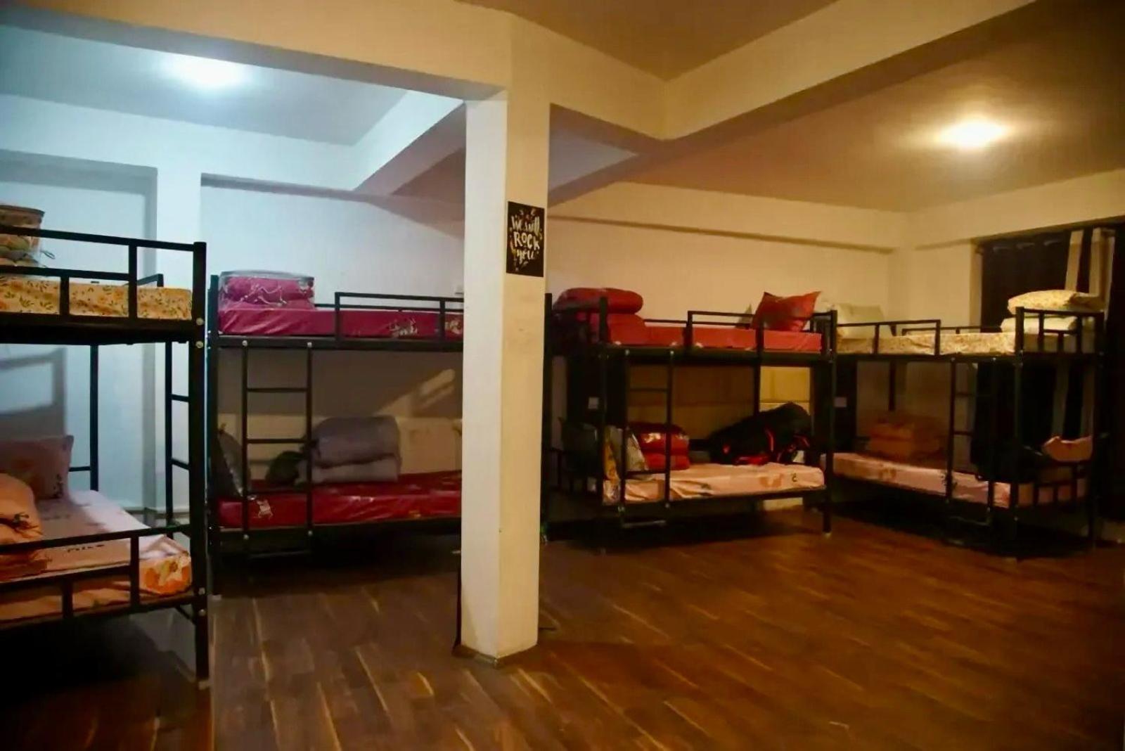 Hostel Backpackers Den Gangtok Exterior foto